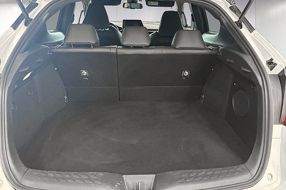 Toyota C-HR 20 of 21