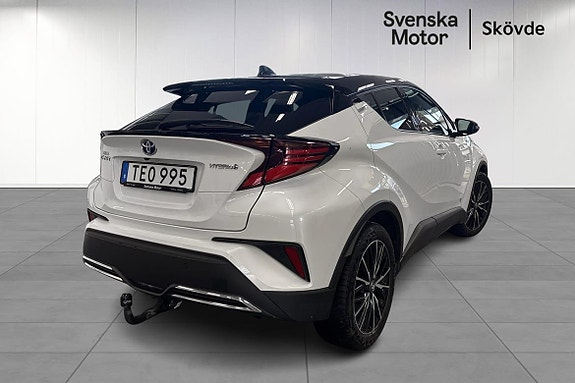 Toyota C-HR 4 of 21