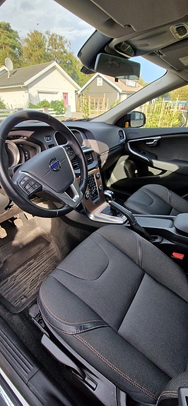 Volvo V40 Cross Country 6 of 8