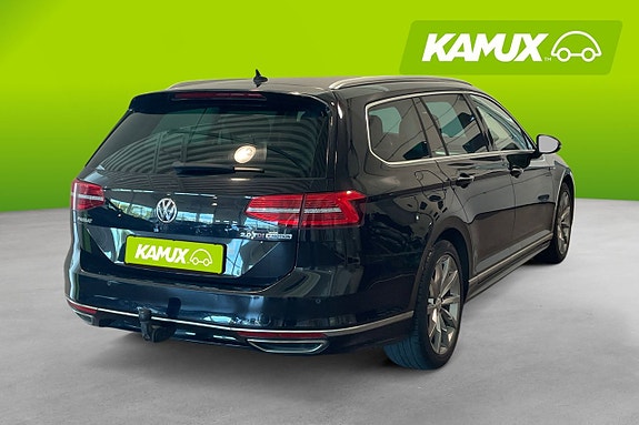Volkswagen Passat 4 of 21