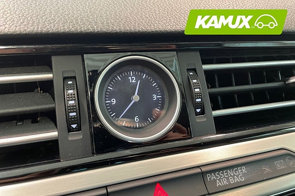 Volkswagen Passat 14 of 21
