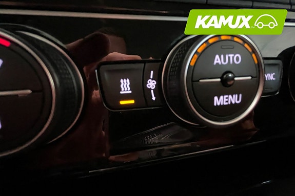 Volkswagen Passat 17 of 21