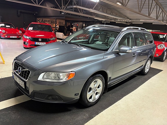 Volvo V70 6 of 11