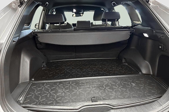 Toyota RAV4 14 of 14