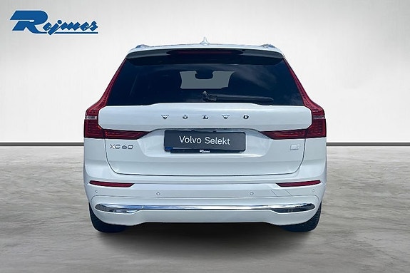 Volvo XC60 4 of 28