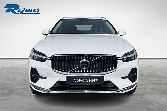 Volvo XC60 5 of 28