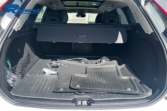 Volvo XC60 20 of 28