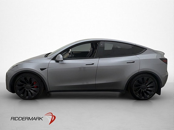 Tesla Model Y 5 of 30