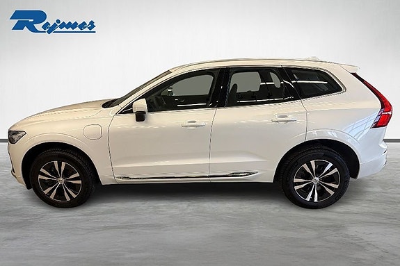 Volvo XC60 3 of 24