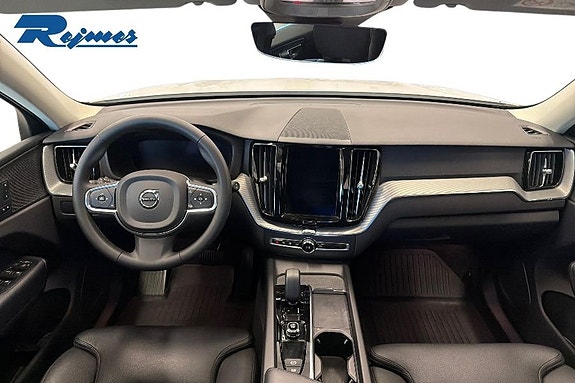 Volvo XC60 7 of 24