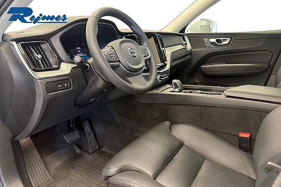 Volvo XC60 6 of 24