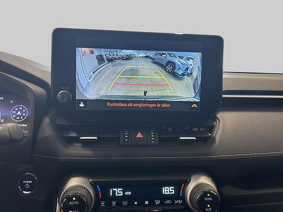 Toyota RAV4 17 of 19