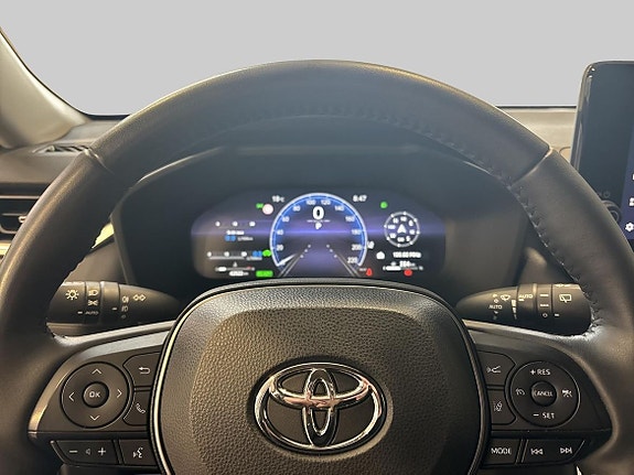 Toyota RAV4 15 of 19