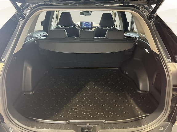 Toyota RAV4 13 of 19