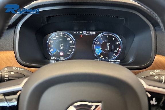 Volvo V90 8 of 22