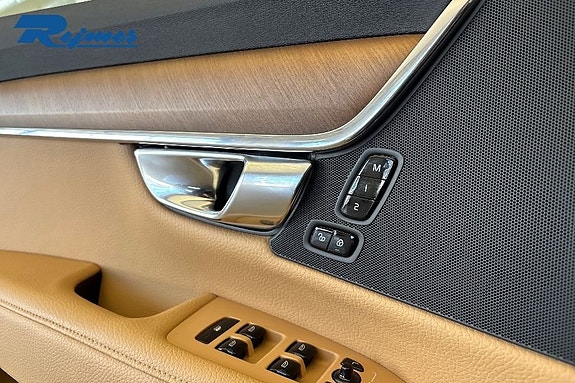 Volvo V90 17 of 22