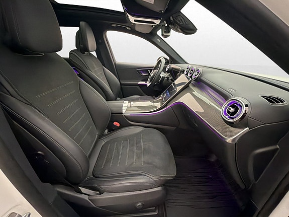 Mercedes-Benz GLC300 de 15 of 30