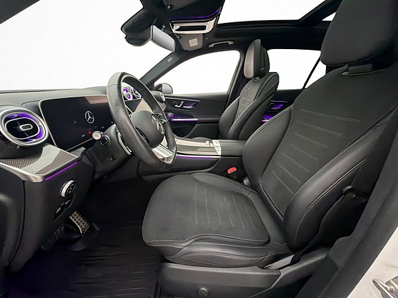 Mercedes-Benz GLC300 de 12 of 30