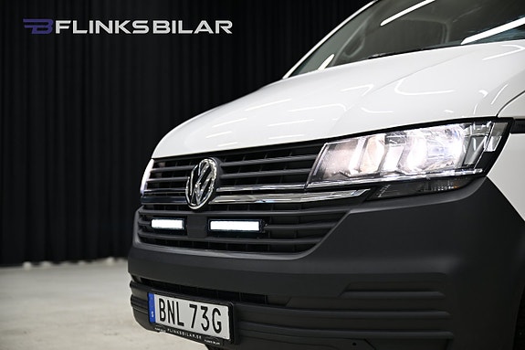 Volkswagen Transporter 13 of 27