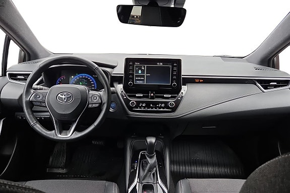 Toyota Corolla 11 of 21