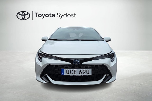 Toyota Corolla 8 of 21