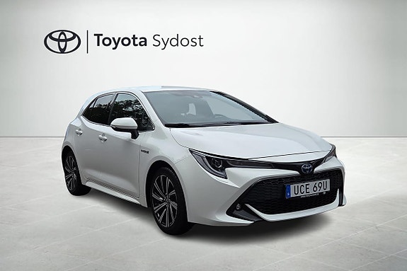 Toyota Corolla 2 of 21