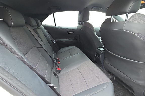 Toyota Corolla 19 of 21