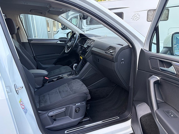 Volkswagen Tiguan Allspace 13 of 23