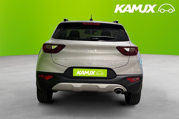 Kia Stonic 5 of 23