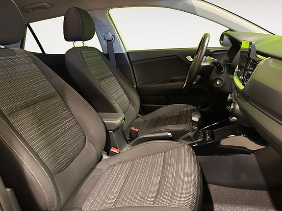 Kia Stonic 15 of 23