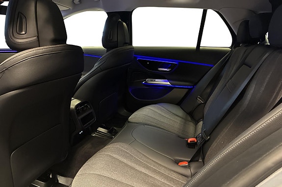 Mercedes-Benz E300 15 of 23