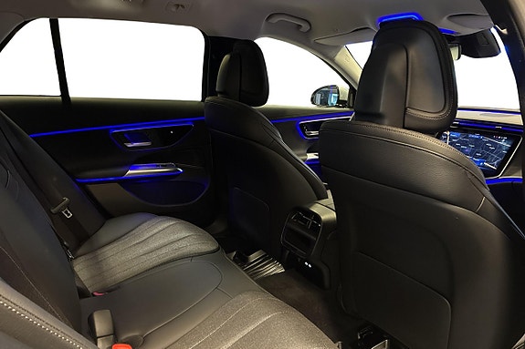 Mercedes-Benz E300 17 of 23