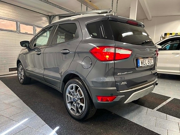 Ford Ecosport 4 of 17