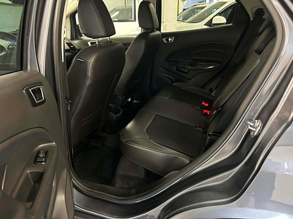 Ford Ecosport 11 of 17