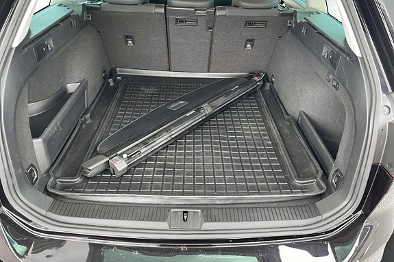 Volkswagen Passat Alltrack 19 of 30