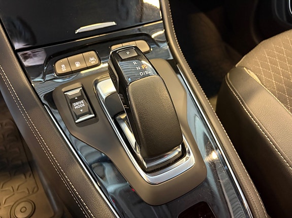 Opel Grandland X 16 of 16