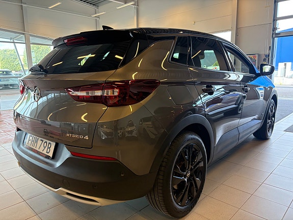 Opel Grandland X 4 of 16