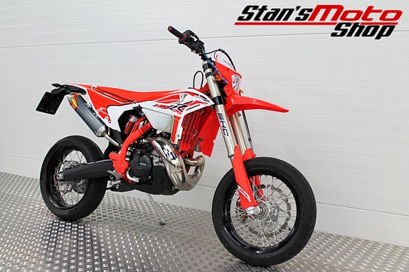 Beta 300 RR X-Pro Motard & Enduro LV-reg FMF 2 of 19