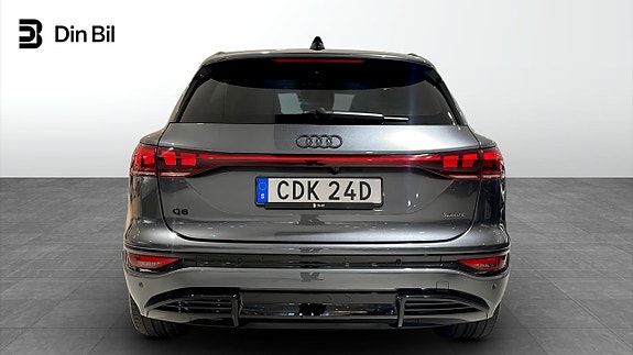 Audi Q6 e-tron 5 of 14