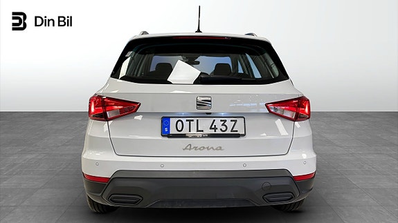 Seat Arona 6 of 14