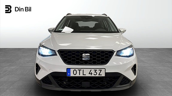 Seat Arona 5 of 14