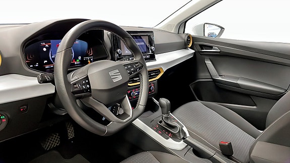 Seat Arona 7 of 13