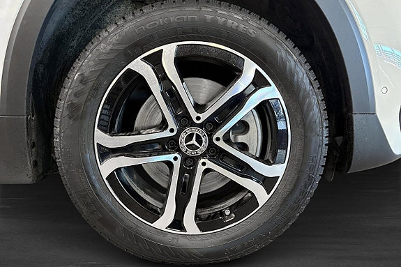 Mercedes-Benz EQB250+ 12 of 13