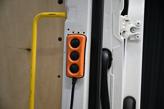 Volkswagen Crafter 10 of 30