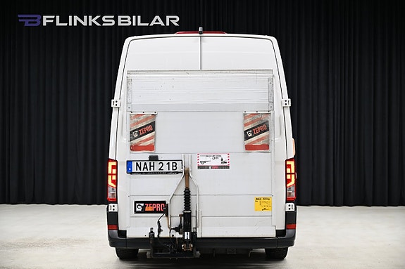 Volkswagen Crafter 13 of 30