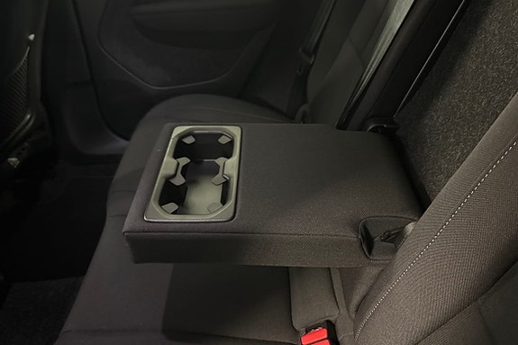 Volvo EX40 19 of 21
