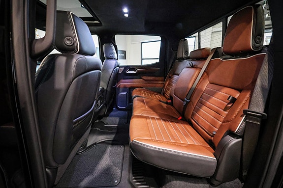 GMC Sierra 27 of 30