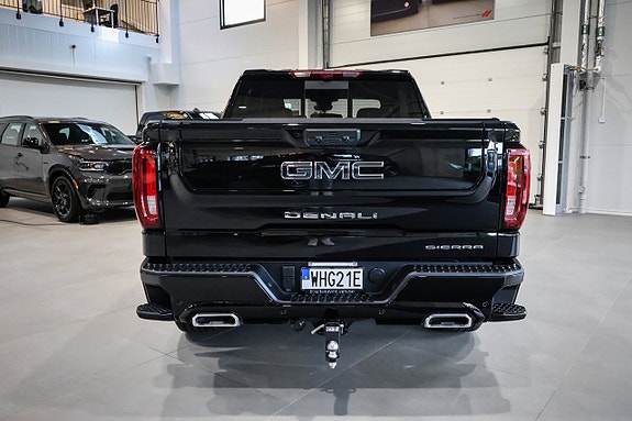 GMC Sierra 6 of 30