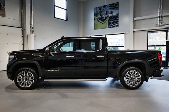 GMC Sierra 3 of 30