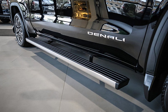 GMC Sierra 19 of 30